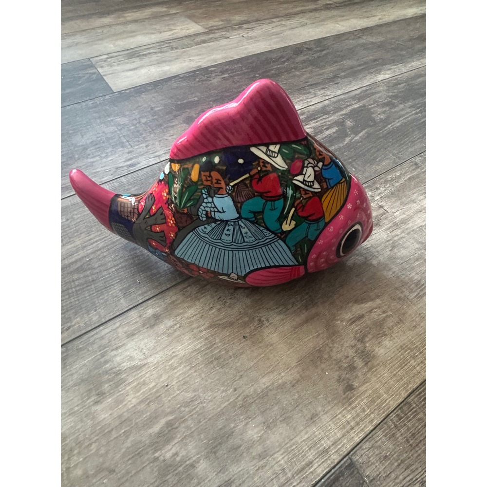 Mexican Folk Art Hand Painted Pottery Fish Figurine‎ Village Scene Pink Black - Picture 2 of 5